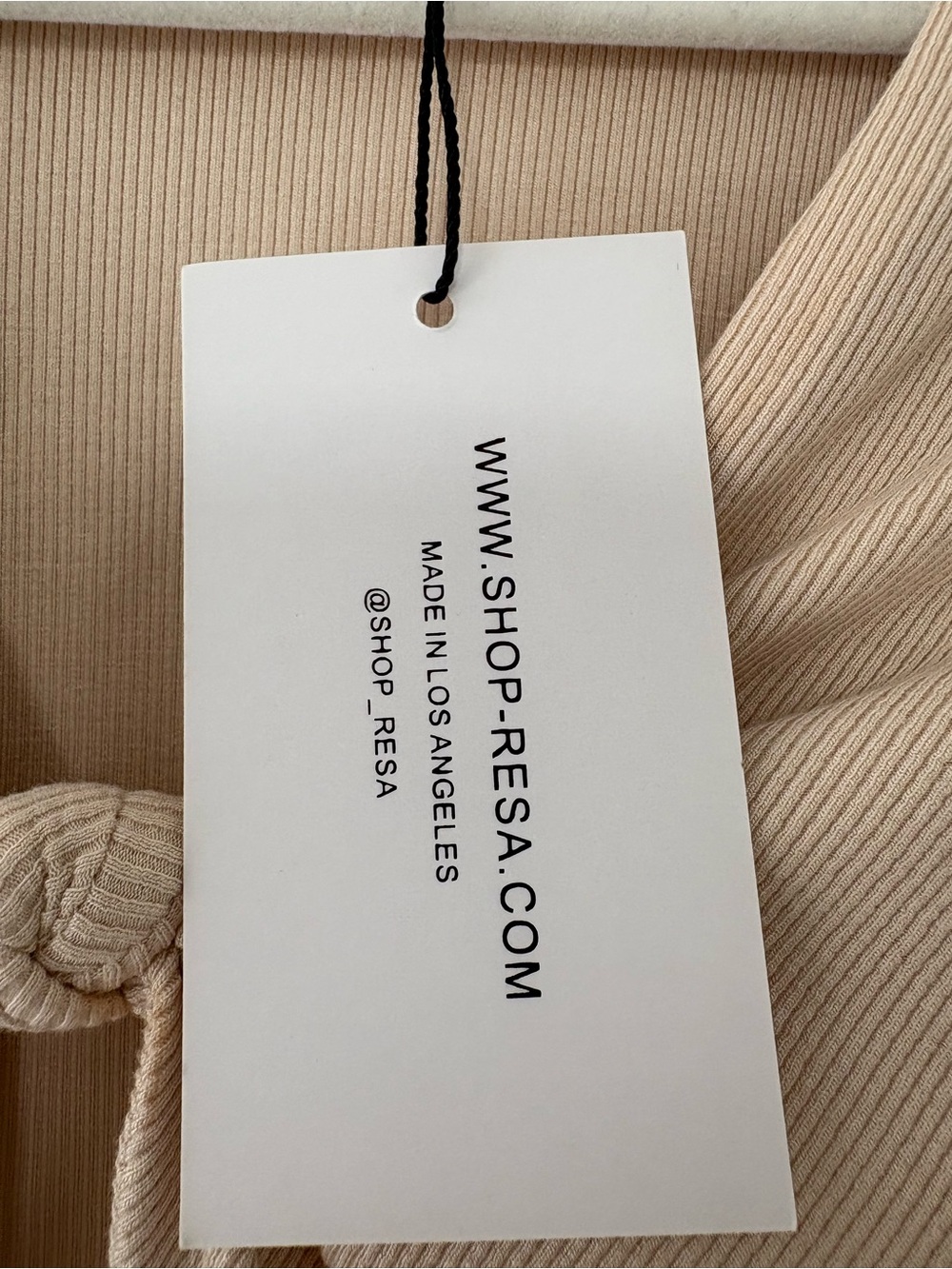 RESA Beige Long-Sleeve Knot-Front Crop Top - Picture 4 of 4